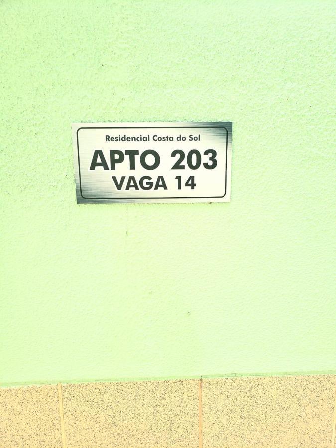 Lindo Apto Na Praia Dos Ingleses ฟลอเรียนอโปลิส ภายนอก รูปภาพ